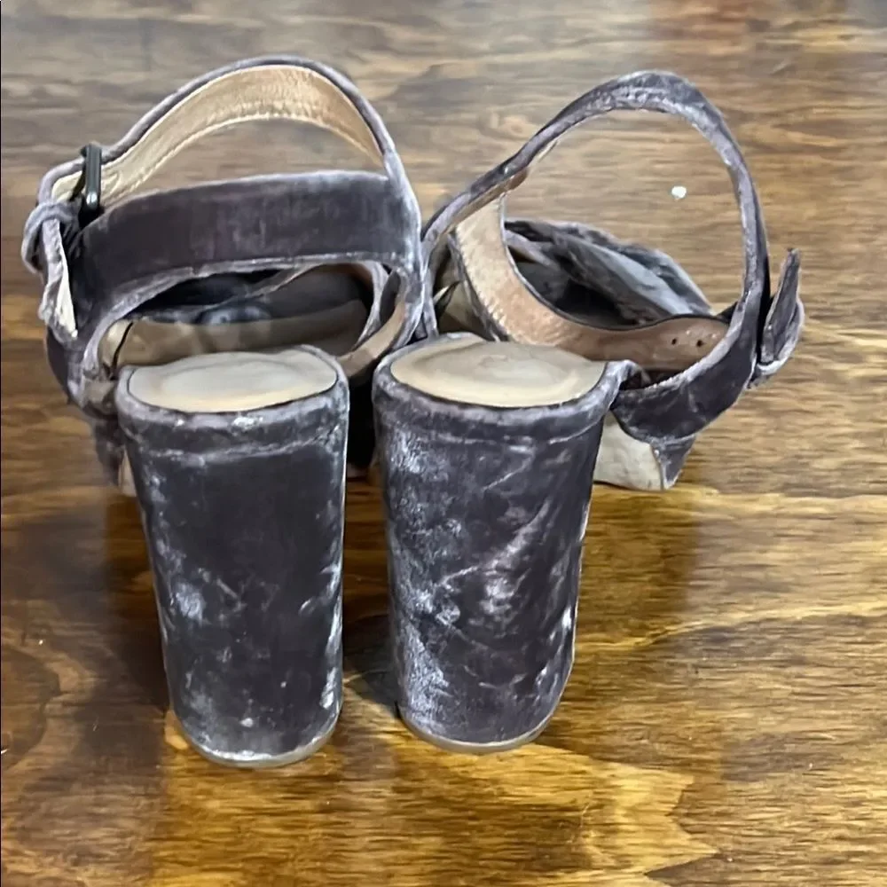 Madewell Purple Platform Sandals with Suede Finish